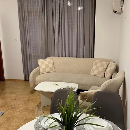 Apartamento For Guests In Complex Siana *