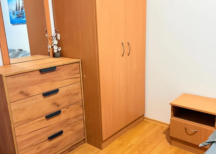 Apartment For Guests In Complex Siana