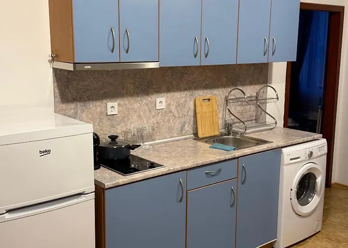 Apartment For Guests In Complex Siana